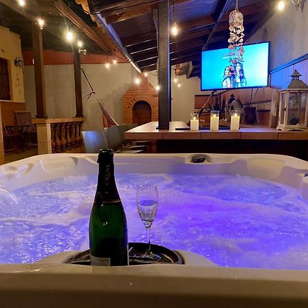 3-Bedroom Villa With A Jacuzzi Noord Extérieur photo